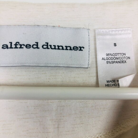 Alfred Dunner Floral Print Top Sz Small Studded Yoke Neckline 3/4 Sleeve Cotton - Picture 4 of 6